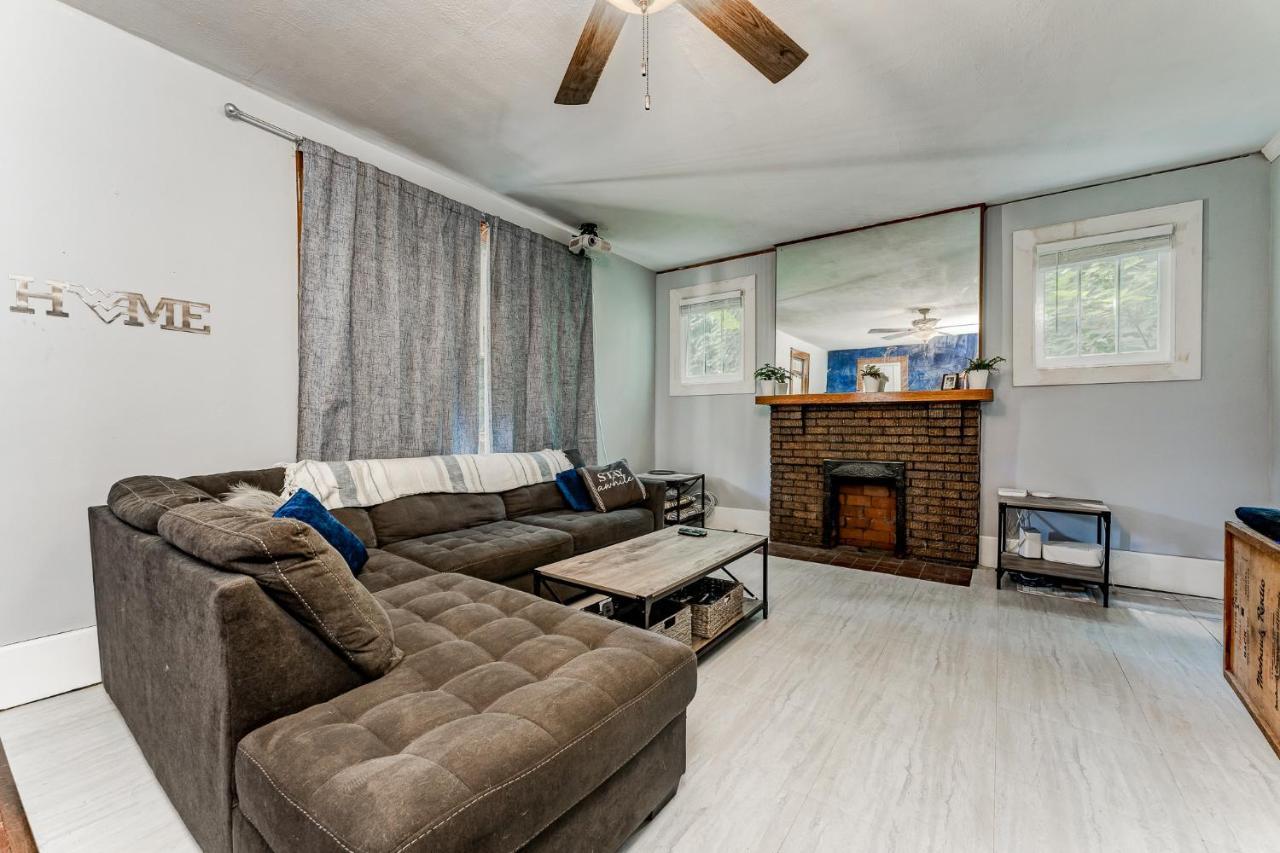 Awesome House, 5 Minutes To Dt, 2 Miles To Stadium And Ruby Memorial! Morgantown Exterior photo